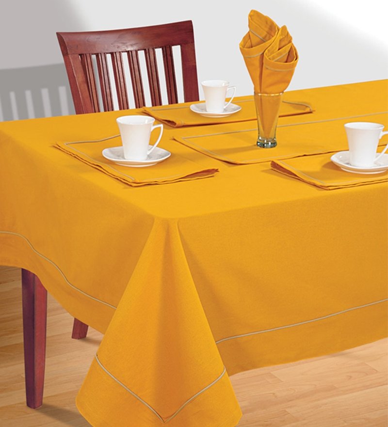 TABLE COVERS Home Decor Masters
