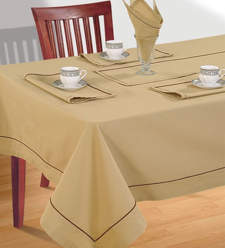 TABLE COVERS Home Decor Masters