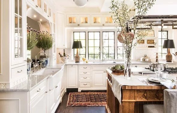 Interior Design Ideas That Are Both Traditional And Functional